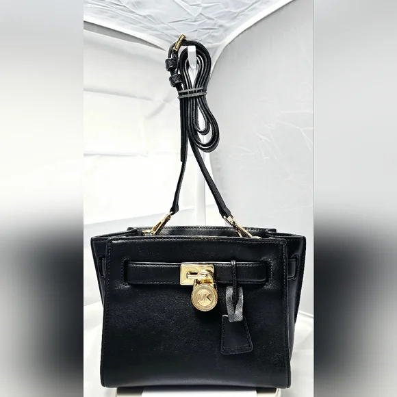 MICHAEL Michael Kors Hamilton Smooth Black Leather Crossbody Bag w/Gold Hardware - Picture 1 of 17